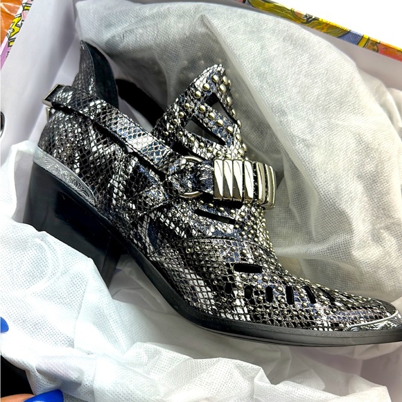 Jeffrey Campbell Calhoun booties